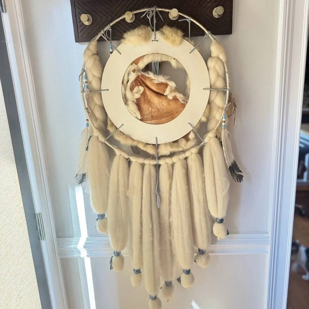 Vintage‎ Native Large Dream Catcher Wall Hanging Fur Feathers 41